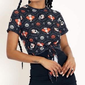 BM Feline Spooky tie front tee